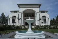 The Heritage Convention Hall and Rooms - 2-Star