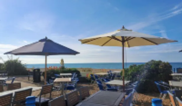 Coastal Comfort for 6 Felpham Beach