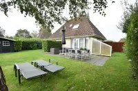 Wellness Aan Het Water in Earnewoude - 3-Star