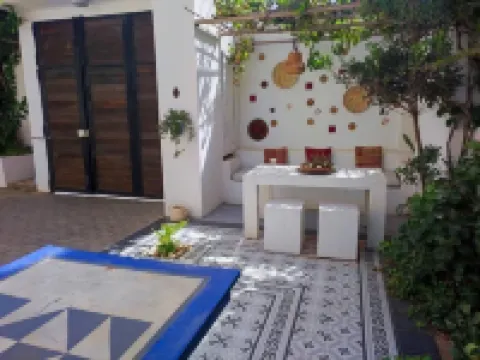 ダレッドルージュ