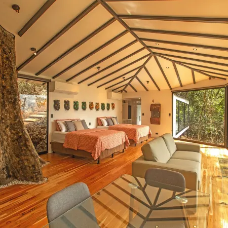 Dantica Cloud Forest Lodge