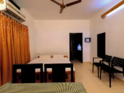 ILLIKKALAM Lakeside Cottages Kumarakom Kerala クマラコムのホテル