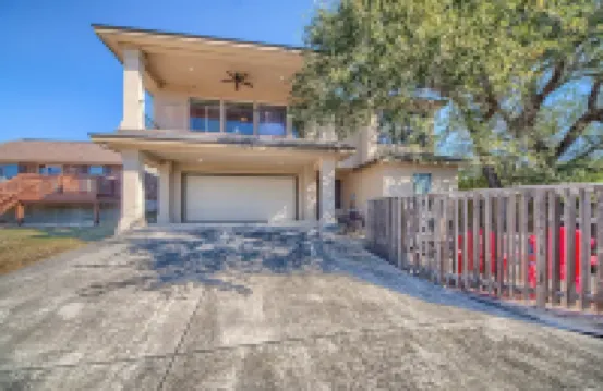Villa at Canyon Lake CL 1233