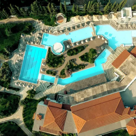 Zeus Eretria Resort