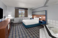 AmericInn by Wyndham Green Bay West