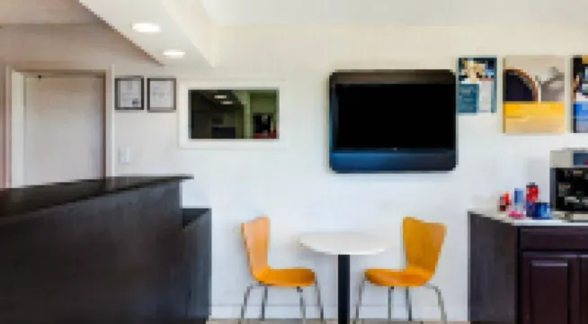 Motel 6 Arcata, CA – Cal Poly Humboldt