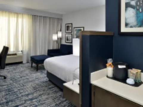 Courtyard Wilmington Downtown/Historic District Hotels in Wilmington