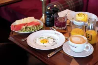 1904 Benfica Hotel - พร้อมอาหารเช้า