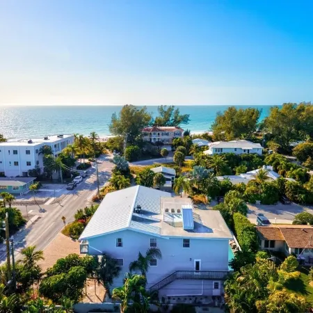Family Tides! Great for Groups, Ocean View, Pool/Waterfall, Spa, Golf Cart Incl.