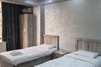 Sarvat Hotel