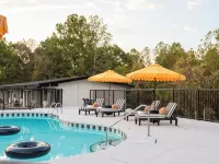 Arka Motel