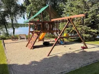 PRIVATE Luxury Lake Home with 5+ BR and Gourmet Kitchen-22 Foot Pontoon Included Hotels in La Grand Township