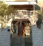Apartments and Room Rest - Homestays