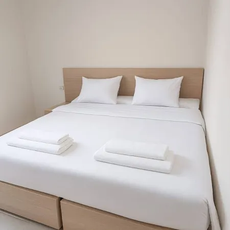 Charming Guest Room with Private Entrance Near Paradise Beach