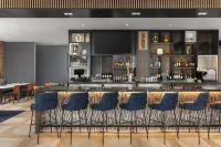 Hyatt Place Toronto Airport - bar