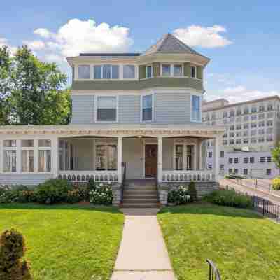 The Lyon House at Loring Park Hotel Exterior