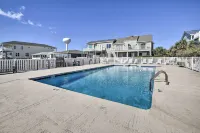 Sunny Condo - Private Ocean Isle Beach Access!