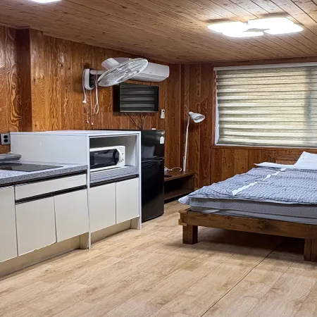 Wonju Genie's Camp Pension