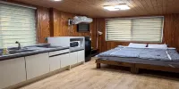 Wonju Genie's Camp Pension - ที่มีสระว่ายน้ำ