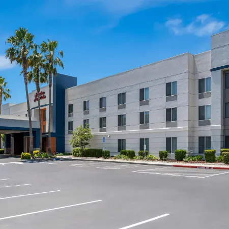 Hampton Inn & Suites Lathrop