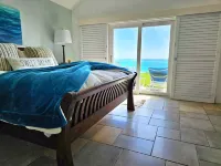 Sea Song 3 Bdrm Beachfront house on Marley Beach with great beach and sea views. Hotels in Warwick