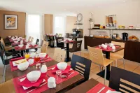 Séjours & Affaires Caen le Clos Beaumois - breakfast