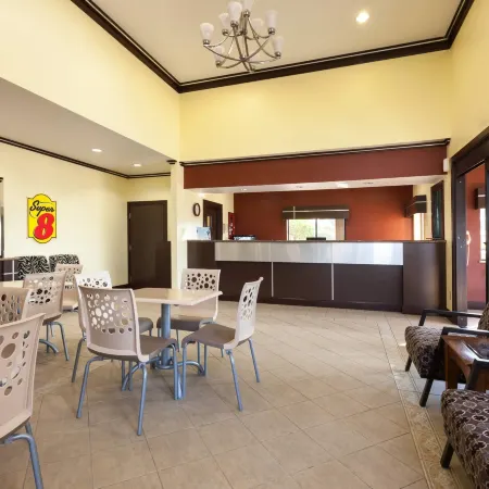 Super 8 by Wyndham Fairfield, TX Отели в г. Фристоун