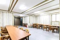 Windsor Royal Hotel - Bãi đậu xe