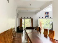 Urbanview Golden Barbie Near Jawa Timur Park 2 Hotels in Batu