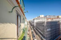 GuestReady - Night Out Adventure in Lisbon - ติดทะเล