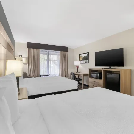 Best Western Braddock Inn Отели в г. Ла Вейл
