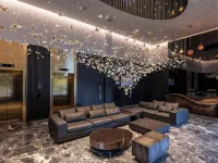 Hotel Cube Hotels in Bar