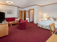 Hotel Obermaier Отели рядом с достопримечательностью «Трудеринг-Рим»