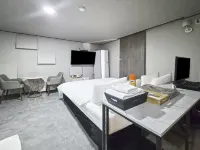 Hotel Zen Hotels near هاكيندانغ