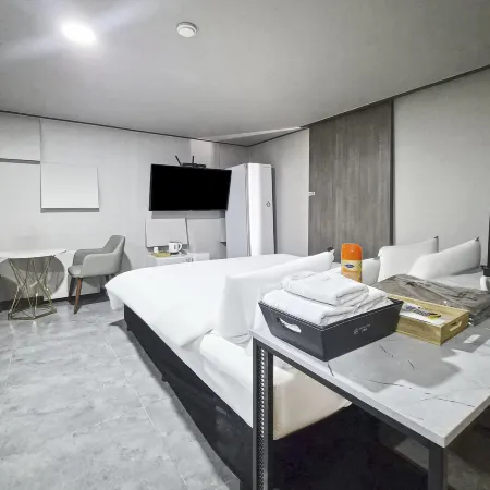 Hotel Zen Отели рядом с достопримечательностью «Музей королевских портретов»