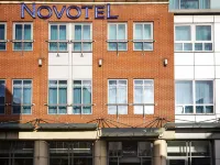 Novotel Reading Centre Hotele w: Reading