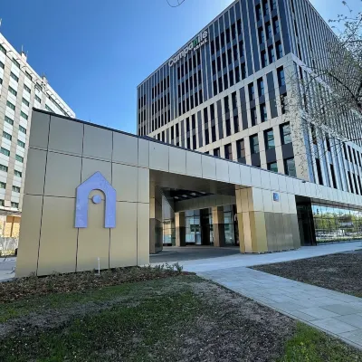 Campanile PRIME 華沙機場(CAMPANILE PRIME WARSAW AIRPORT) 奧肯切附近的飯店