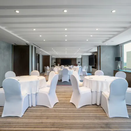 Centro Corniche Khobar by Rotana