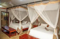Oxpecker Safari Lodge