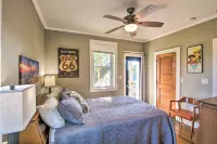 Unique Kansas City Apt: Walk to KC Streetcar Stop! - Balcony