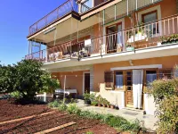 Quiet Retreat With Terrace Ξενοδοχεία στην πόλη Basanija