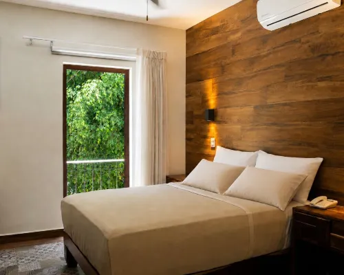 Gran Vila Nai Boutique Hotel Hôtels à proximité de : Forêt nationale Bosque Los Colomos