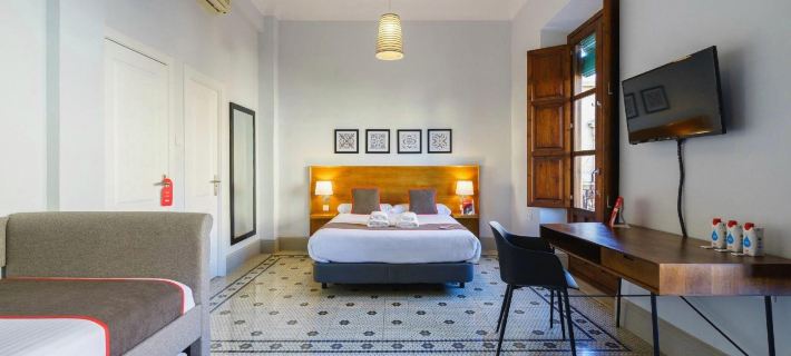 La Perla Granada Suites Hotels in Granada