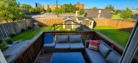 Cozy 4 Bedroom Home Near Tecumseh Mall - 民泊