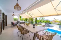 Villa Grand Pool Terrace by Casasol - Biệt thự