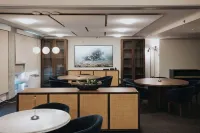 Hotel Burnaby - 2-Star