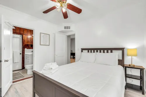 Caddy's Cottage #1 - 2-Star