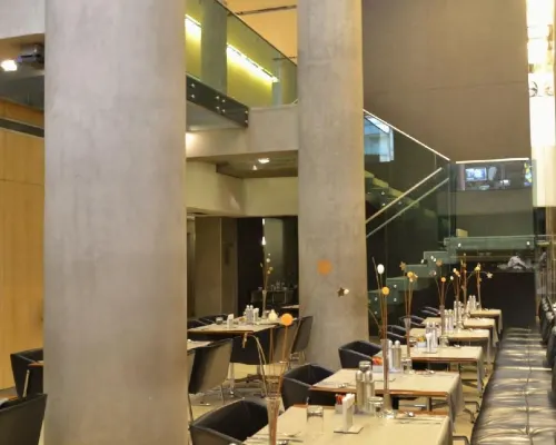 Htl Urbano تناول الطعام Photos