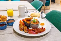 Holiday Inn STEVENAGE by IHG - breakfast