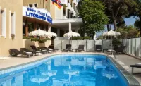 Litoraneo Suite Hotel - С бассейном